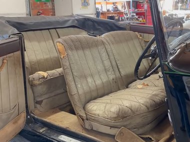 Bentley 1936 года нашли в гараже: он не видел свет 50 лет