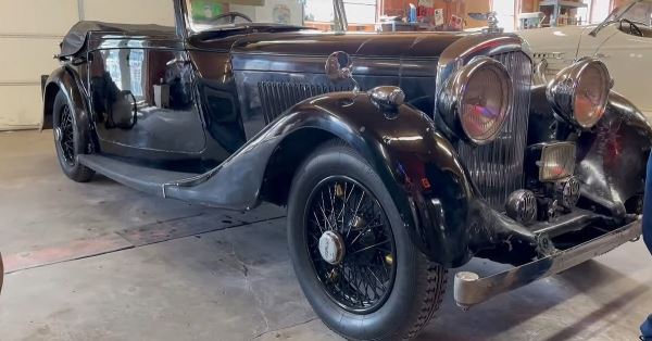 Bentley 1936 года нашли в гараже: он не видел свет 50 лет